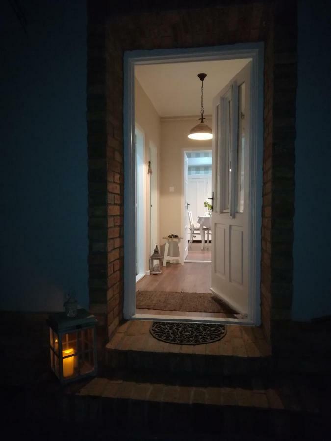 Feliz Apartman Gyula Exterior photo