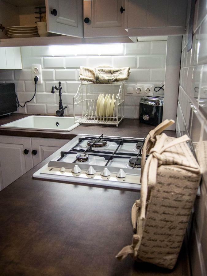 Feliz Apartman Gyula Exterior photo